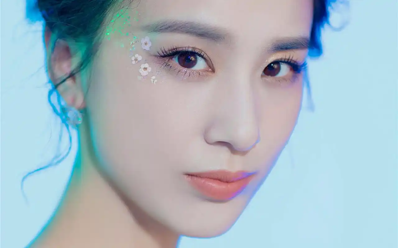 黄圣依仙气礼服性感图片桌面壁纸