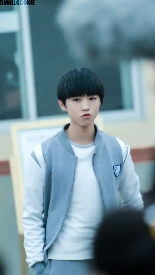 王俊凯161130我们的少年时代拍摄高清9p