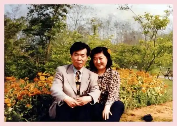 以为是退圈,其实已离世《东北一家人》这7个前辈再也见不到了