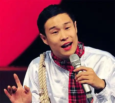 图小品演员小沈阳的真实姓名叫什么揭秘其成长和演艺之路