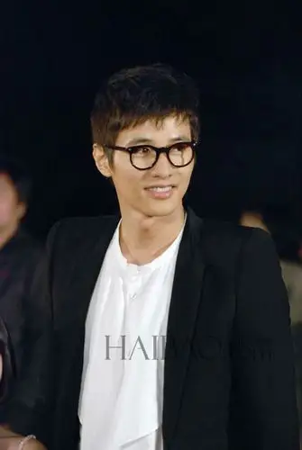 能经得起换发"考验"的韩国男神有几位