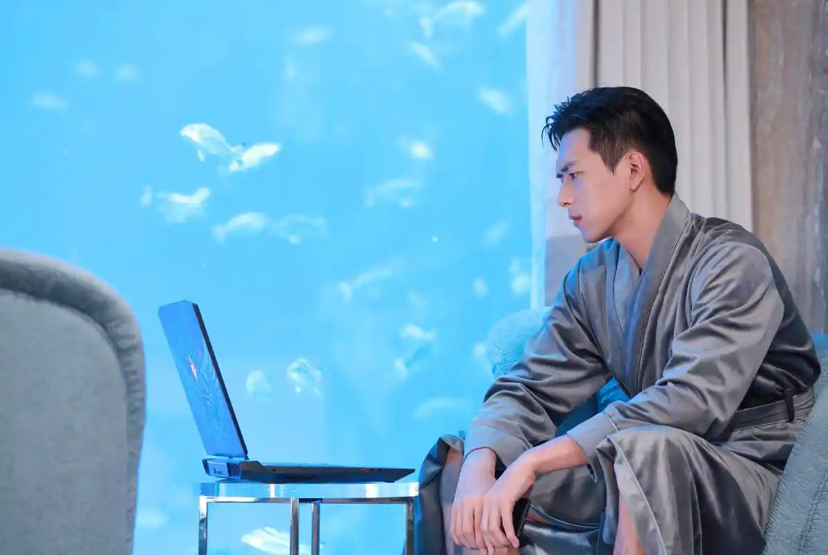 《亲爱的》首播观众就给差评,李现成最大背锅侠,后期你会爱上他