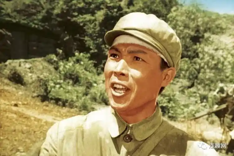 月到中秋雁鸿岭下英雄儿女猛王成鸿雁传书不觉晓,勇士辉煌化金星;海上