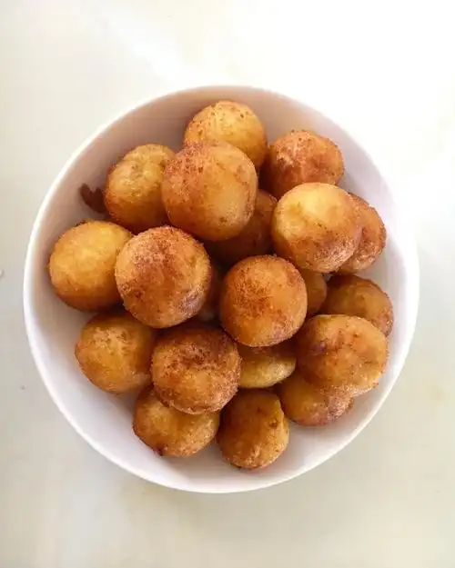 elvira卡卡做的妈妈教炸的红薯丸子