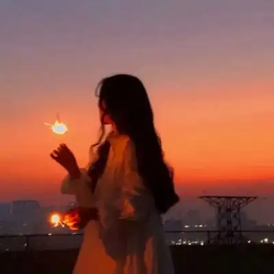 落日侧面女头 高清唯美的侧脸女头落日余晖图片_女生头像_美头网