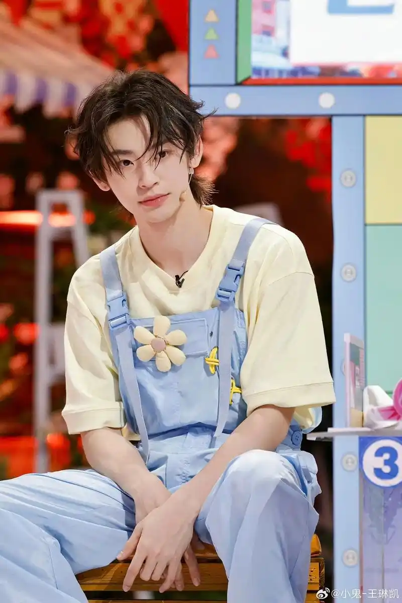 梦回.看到今天的照片回想起以前的宝宝了#小鬼王琳凯 #小鬼新 - 抖音