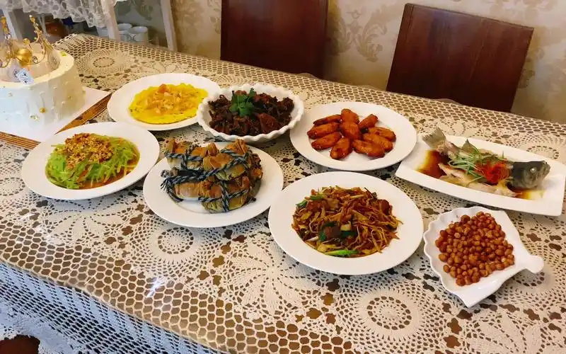 庆祝自己生日花2小时做了8道爱吃的家常菜有鸡有鱼有海鲜香