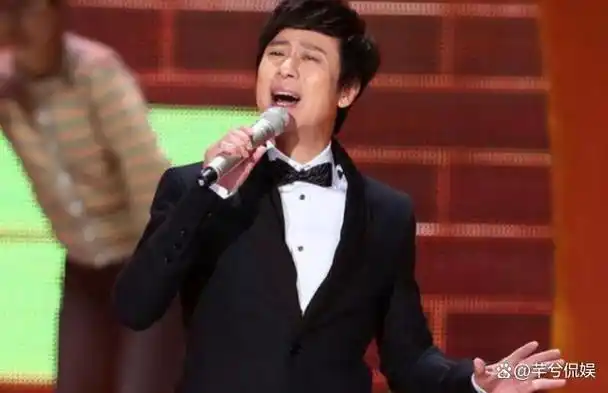当红时14次上春晚,刘德华在香港啥地位,他在内地就是