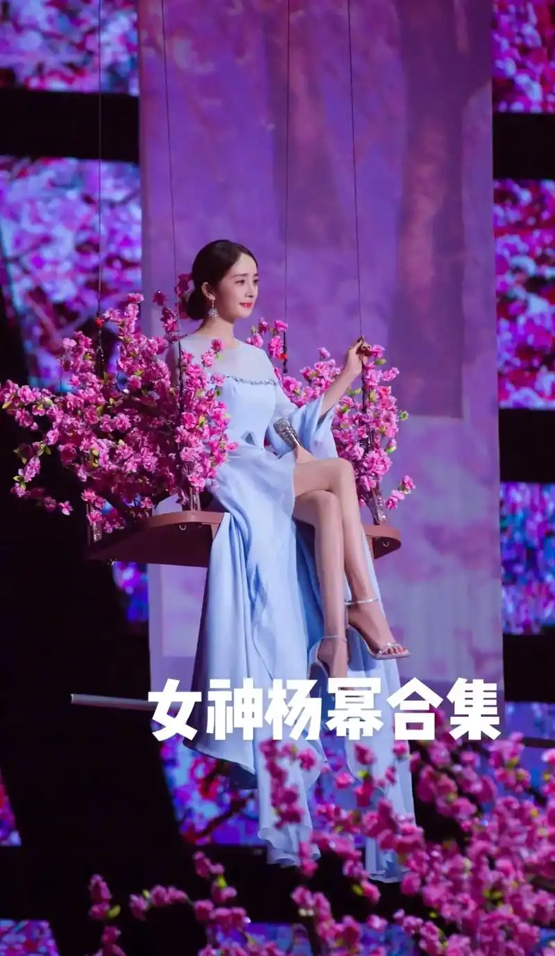 杨幂,1986年出生于北京,内地演员,流行乐歌手,身高166 - 抖音