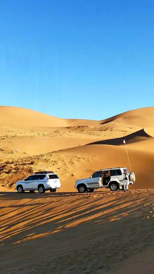 沙漠越野 激情四射