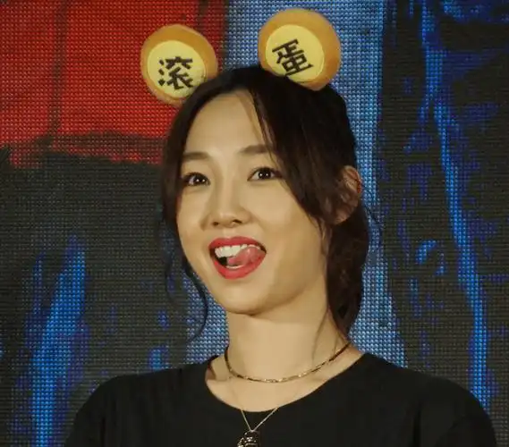 "一指禅"白百何:从票房女王到全网黑,如今是否能够逆风翻盘?