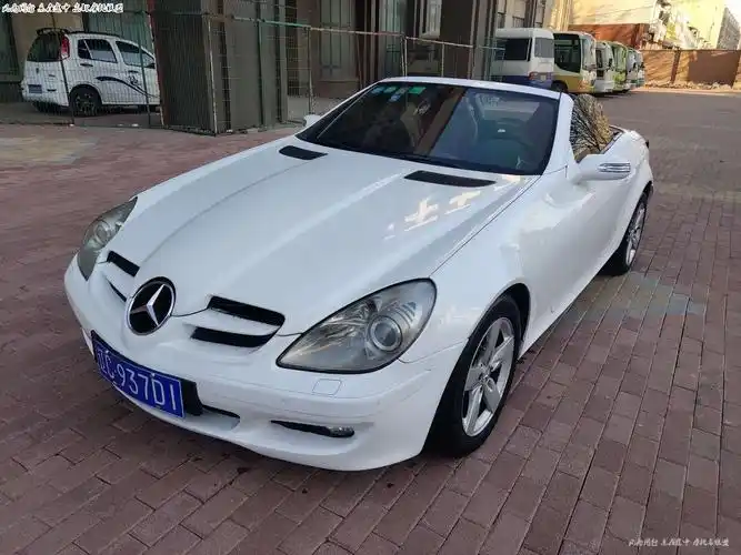 05年奔驰slk200敞篷跑车.价格75000