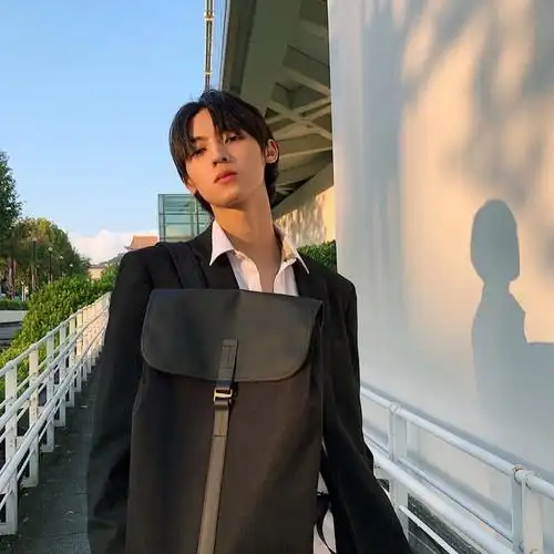 陈立安日系帅哥