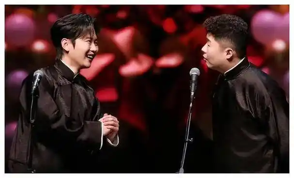 德云社孟鹤堂旅行不忘创作新段子即将问世粉丝期待