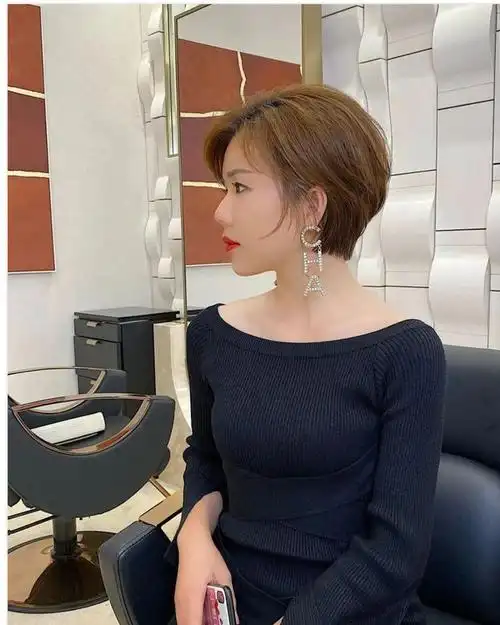 火爆夏天的短发发型 越来越多姐妹这样剪|刘海|减龄|头型|卷发_网易订