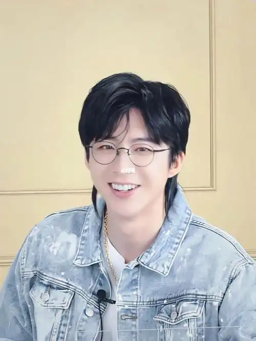 刘宇宁  你笑的好开心呀