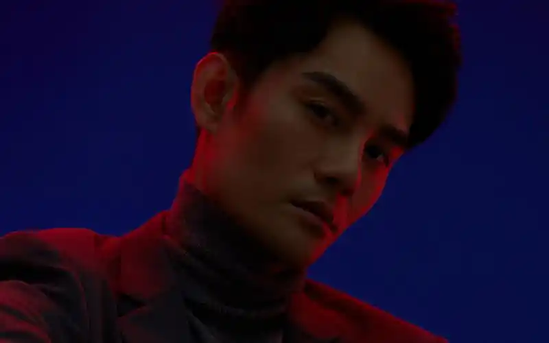 王凯时尚光影写真图片桌面壁纸高清大图预览1920x1200_大陆明星下载