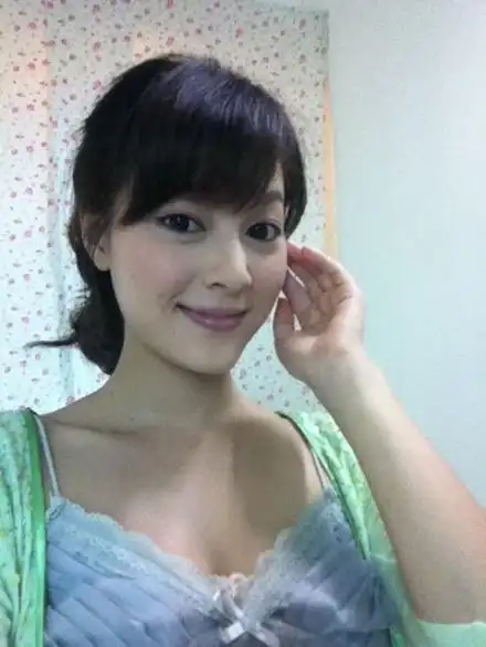 【图】演员贾丽莉简介 美丽可爱青春活泼的女演员