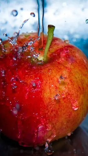 红苹果,水滴,飞溅