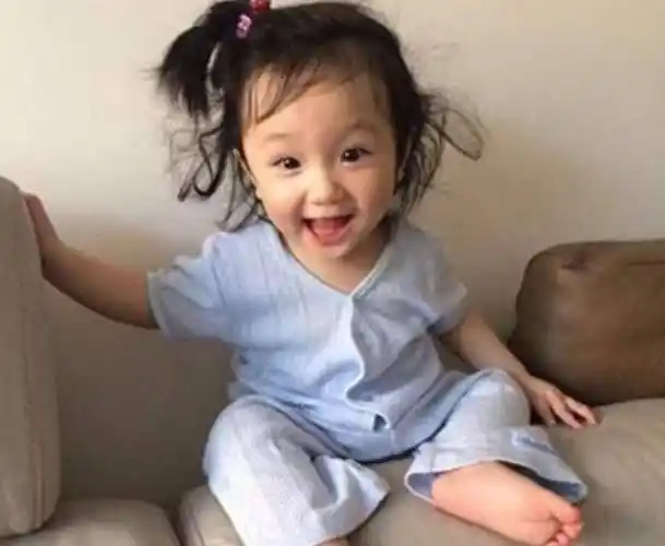 原创有种富养叫林心如女儿身家过亿不算啥看到饭碗网友心酸