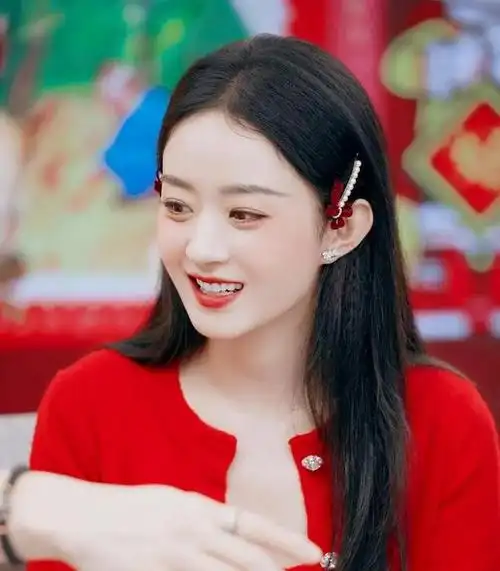 赵丽颖笑起来真甜大美女就是不一样