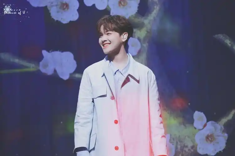 尤长靖浙江卫视"中国蓝"十周年晚会 - 堆糖,美图壁纸兴趣社区