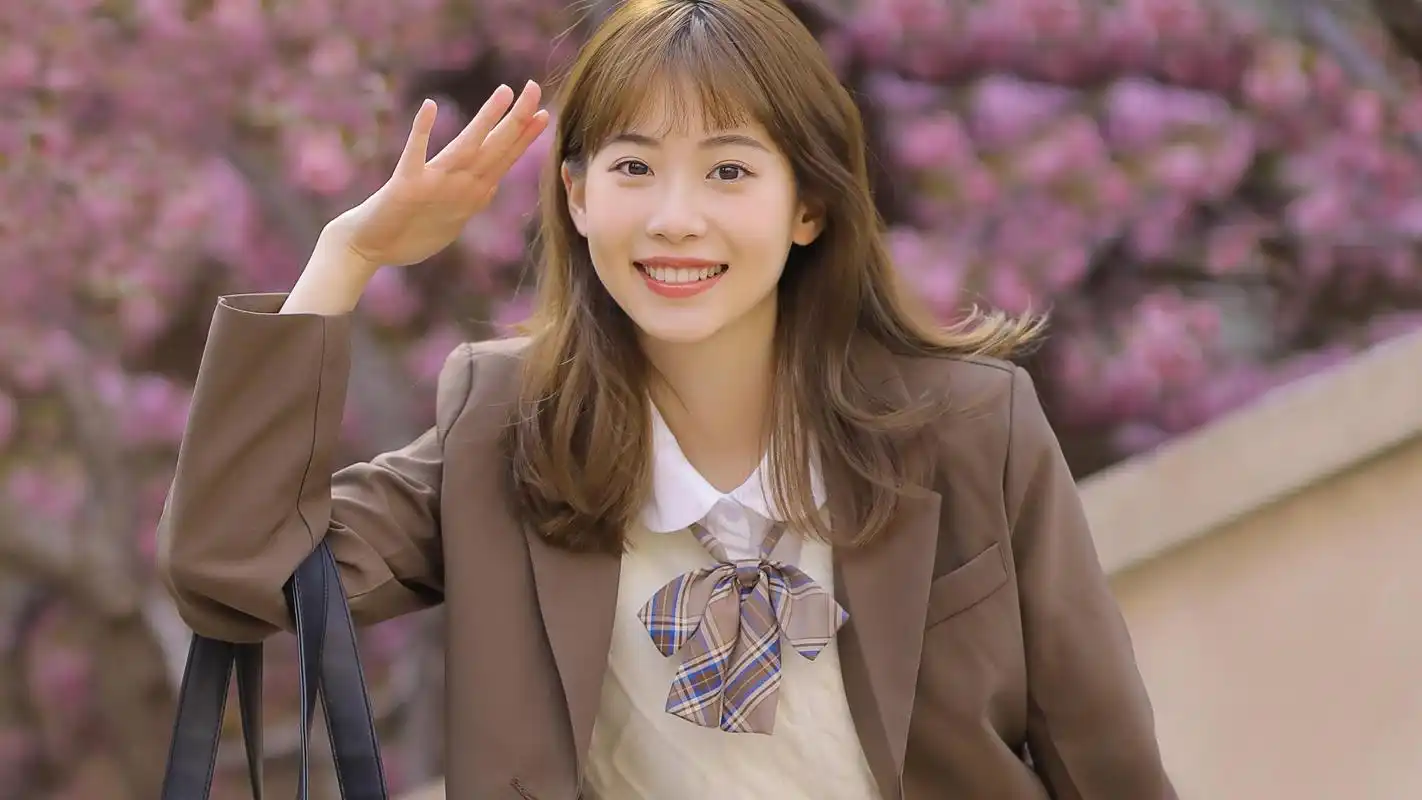 温柔甜美的美女制服写真