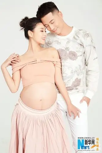 王雷李小萌孕期大片新鲜出炉喜当爸妈幸福满溢