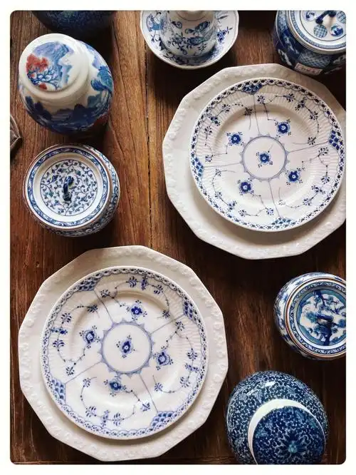 中西合璧人间美绝子一一青花