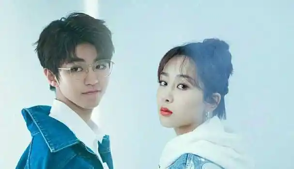 《中餐厅》王俊凯奶茶将上线,杨紫拼色发带喜人,谁还会是惊喜