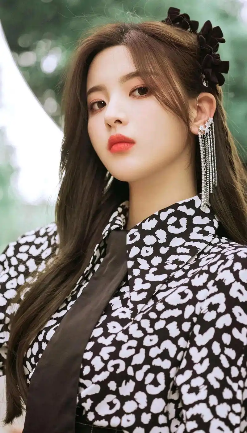 精美图集|杨超越,甜美可爱的女孩