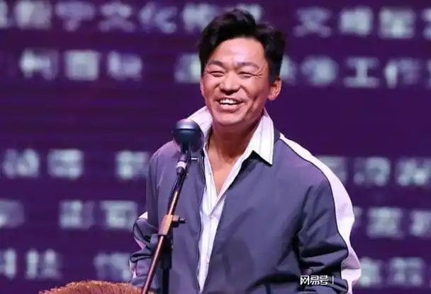 《八角笼中》上映6天, 票房破10亿, 戏里的她竟是王宝强的亲姐姐|李晨