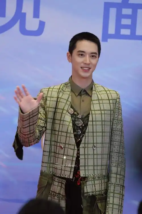 许魏洲如愿演悬疑电影了##许魏洲官宣2024中国电影大数据荣誉之夜