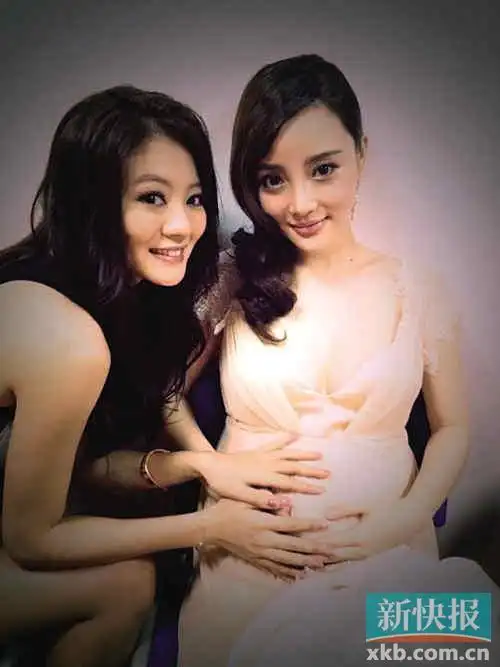 怀孕中的李小璐