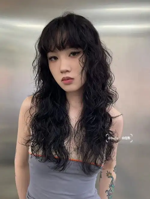 卷发存图女生长发复古满头卷