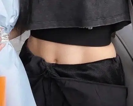 速来舔屏孙芮腹肌照来了持更