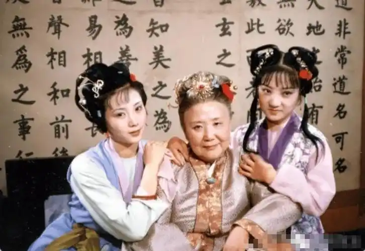 中饰演"鸳鸯"角色刘铮病逝,享年61岁真遗憾_郑铮_题材_电视剧