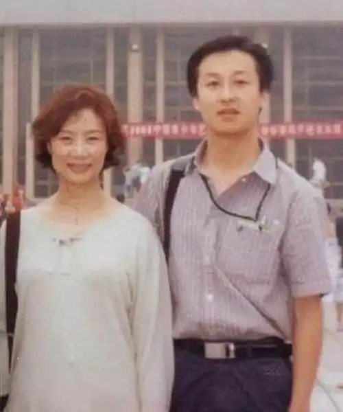 吕中:儿子是导演,儿媳是演员,女儿是航天专家,都成了她的骄傲