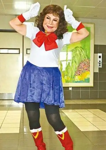 巧合的是,在粤语片时代,林蛟与曹达华曾拍过电影《射雕英雄传》,两人