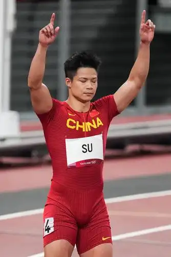 "苏神"的训练,对自己太狠了_苏炳添