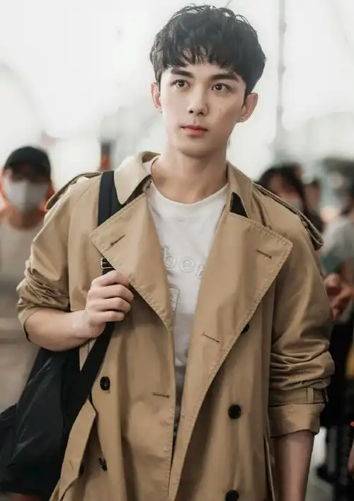 吴磊出发伦敦时装周