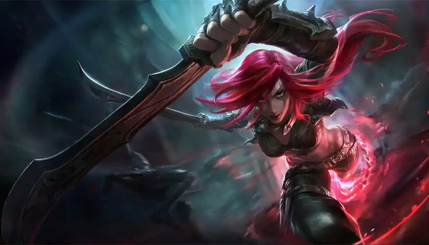 之中选择一个,在卡特琳娜大挑战中完成相应任务可获得英雄卡特琳娜