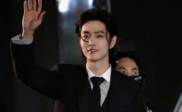 肖战海外人气爆了!明星嘉宾现场追星直呼太帅,影响力出圈待遇超高