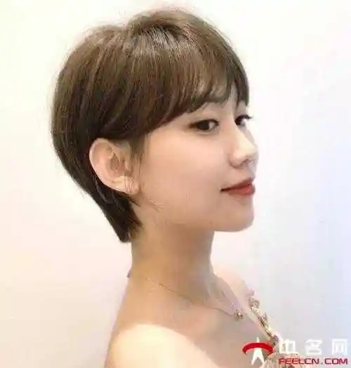 2021年剪什么短发好看时尚女生短发大合集