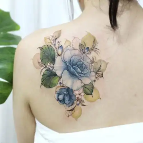 上海由龙纹身整理精致唯美的女生花卉纹身图案欣赏