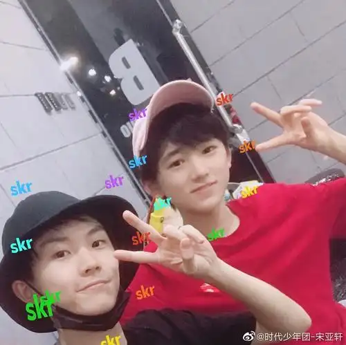 来破案 逐一分析宋亚轩发的合影是什么时候拍的 更完