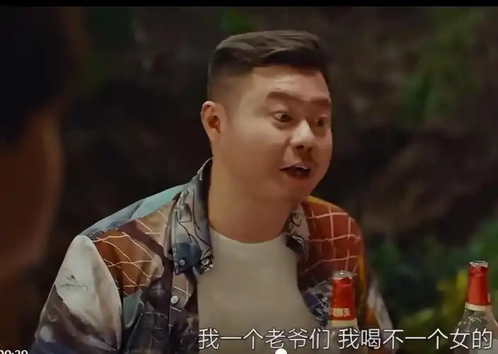 回顾喜剧鬼才魏翔出道23年甘心做绿叶现成功逆袭成电影男主