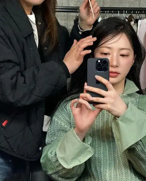 韩网爆料《请和我的老公结婚》女二宋昰昀曾参与校园暴力    #宋昰昀