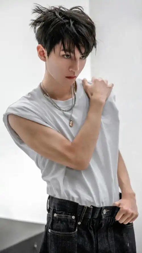 王俊凯春节胖15斤