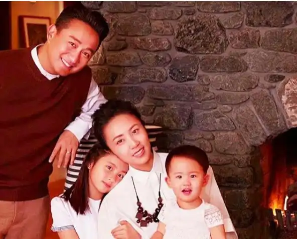 原创陈慧琳带儿子吃大排档"穷养儿"引称赞,盘点星二代的家教方式